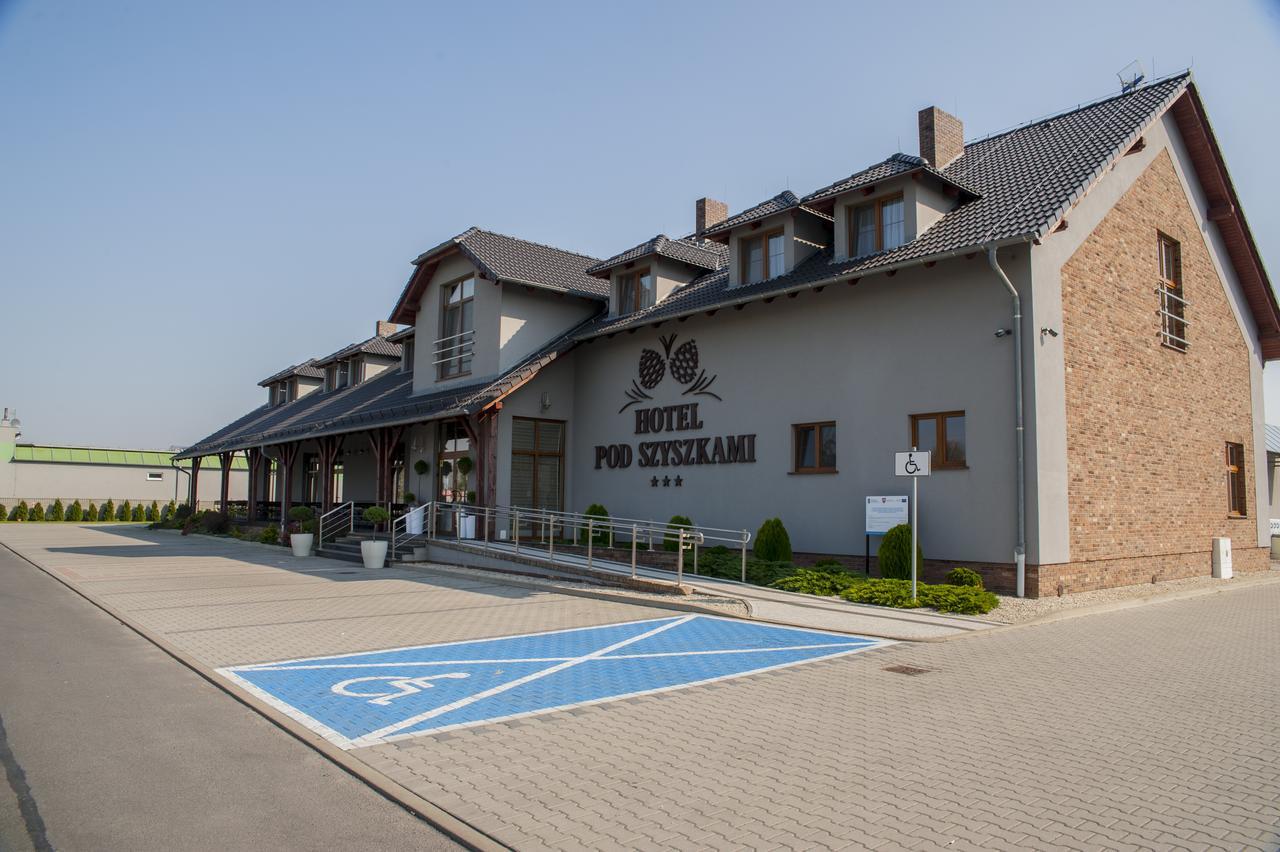 Hotel Pod Szyszkami Kozmin Exterior foto